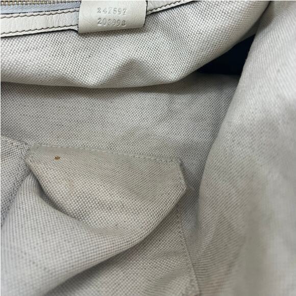 Gucci Vintage Web Leather Heritage Hobo Bag in White - Picture 16 of 16